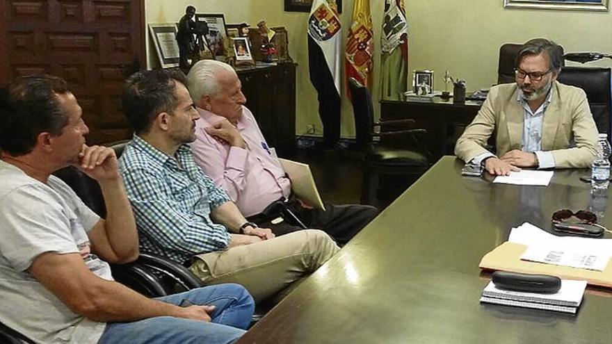 Empresarios de Martín Palomino desean que &quot;esta vez sea la buena&quot;