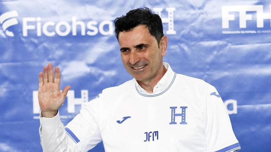 El exdeportivista José Francisco Molina, presentado como nuevo seleccionador de Honduras: "Gracias por confiar en mí"