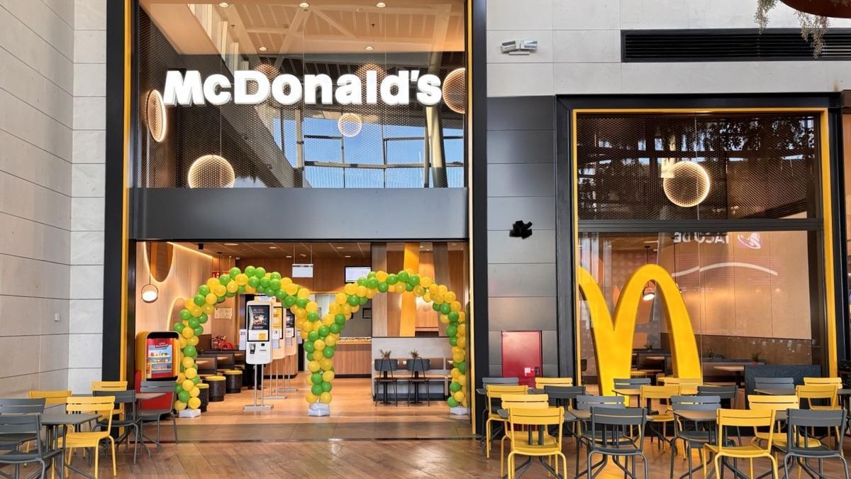 McDonald’s abre un nuevo restaurante en Zaragoza… que competirá con otro McDonald’s McDonald’s abre un nuevo restaurante en Zaragoza… que competirá con otro McDonald’s