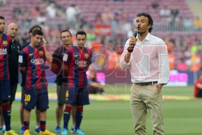 Aquí tienes las mejores fotografías de la presentación del primer equipo ante la afición culé en el Gamper