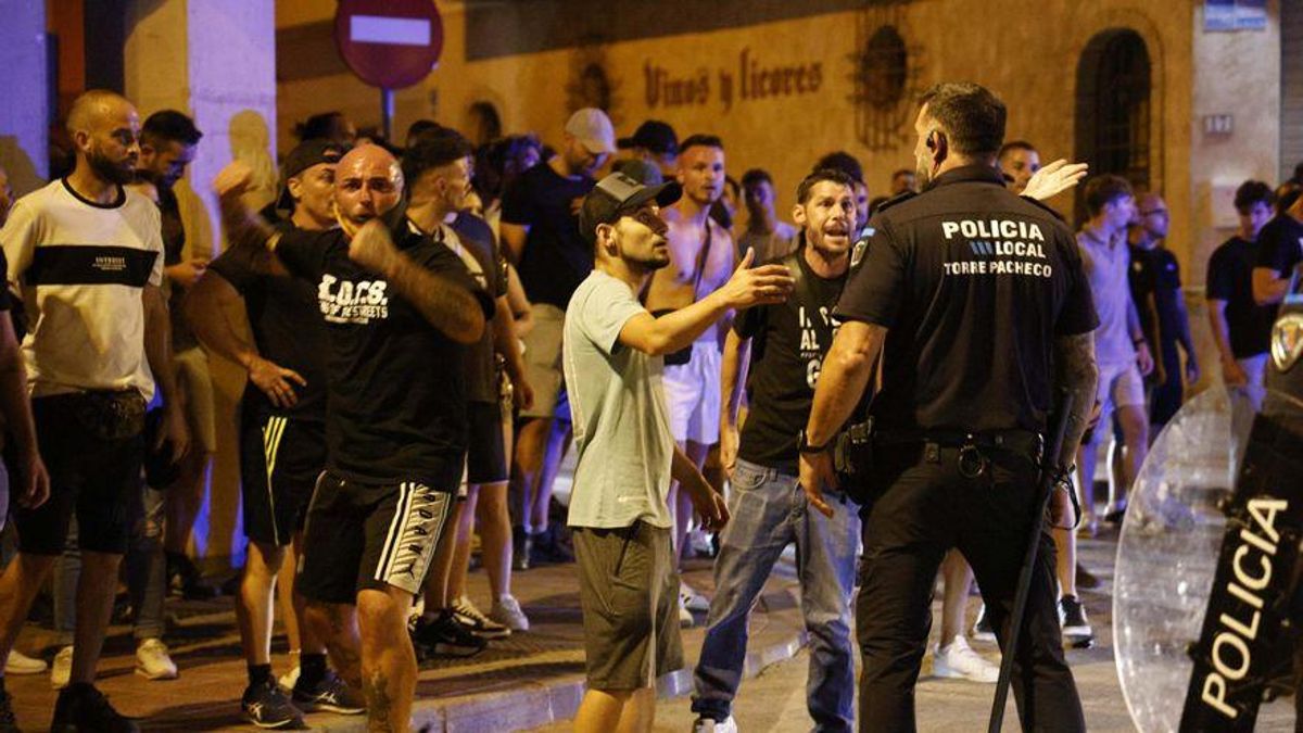 Radicales protagonizan disturbios en Torre Pacheco, esta semana.