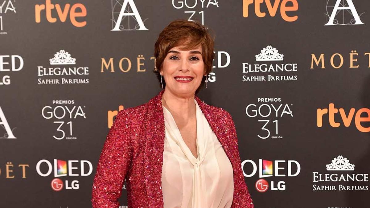 Premios Goya 2017: Anabel Alonso con dos piezas de Iván Campaña