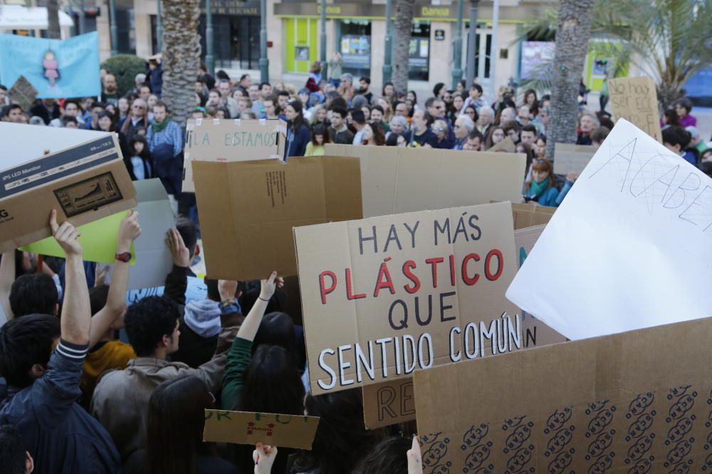 Clamor joven en Alicante contra el cambio climático