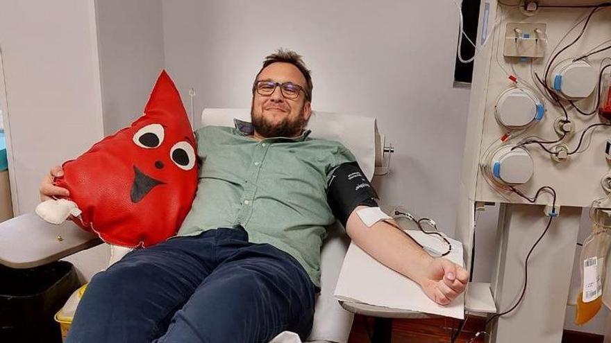Bonos de tranvía y entradas de cine gratis por donar sangre en Murcia
