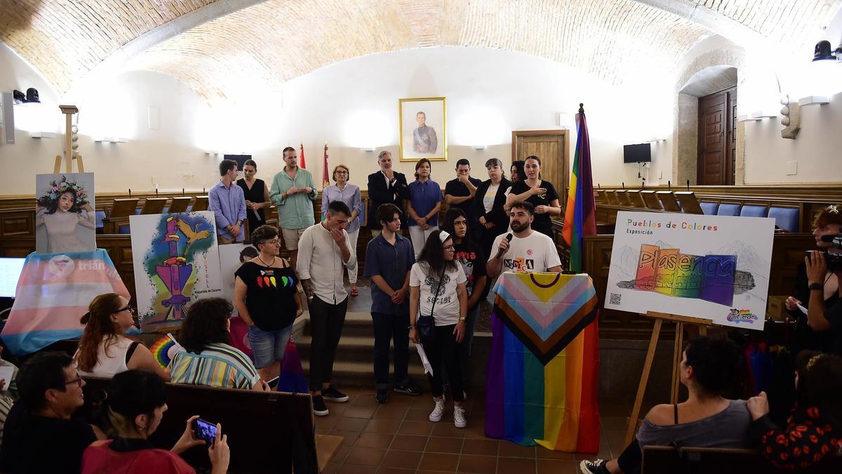 Día del Orgullo, en el Ayuntamiento de Plasencia.