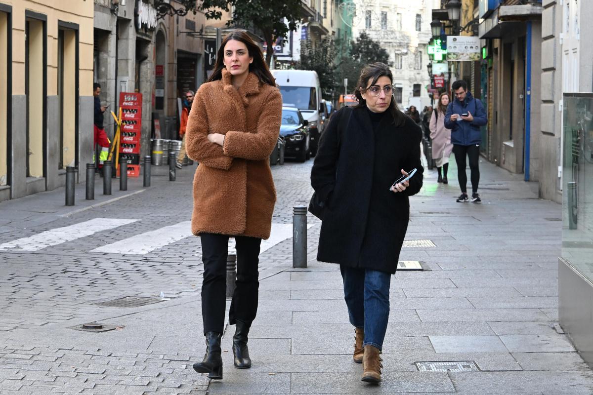 Rita Maestre asiste a la capilla ardiente de Marisa Paredes en el Teatro Español, a 18 de diciembre de 2024, en Madrid (España).