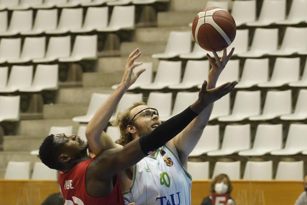 EN FOTOS | Bàsquet Girona - Tau Castelló