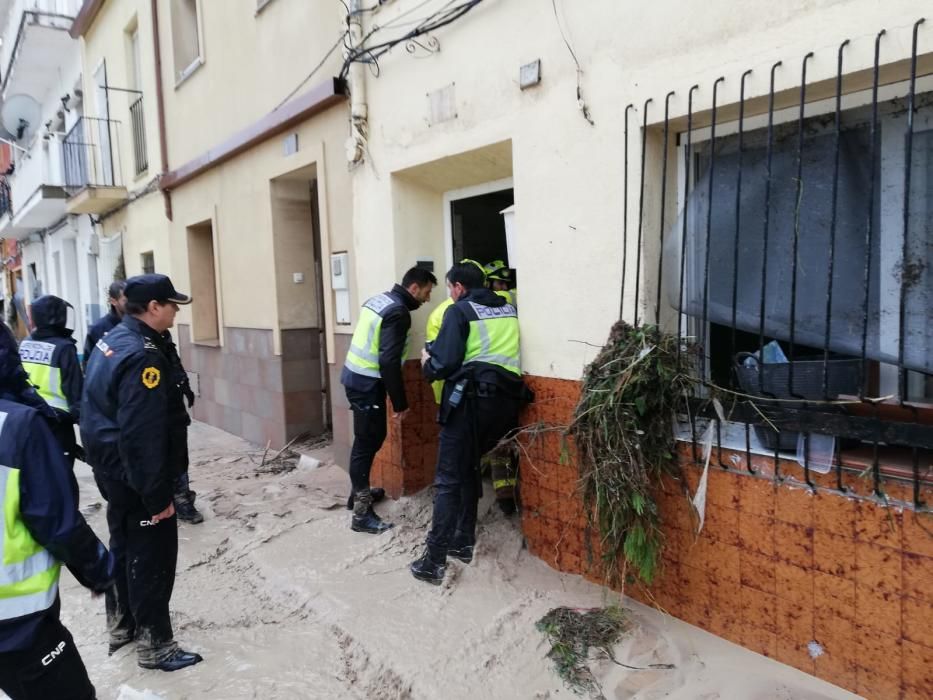 Rescatados por la riada en Ontinyent