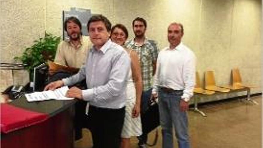 Imatge d&#039;arxiu d&#039;alguns consellers comarcals d&#039;ERC el juny del 2013.