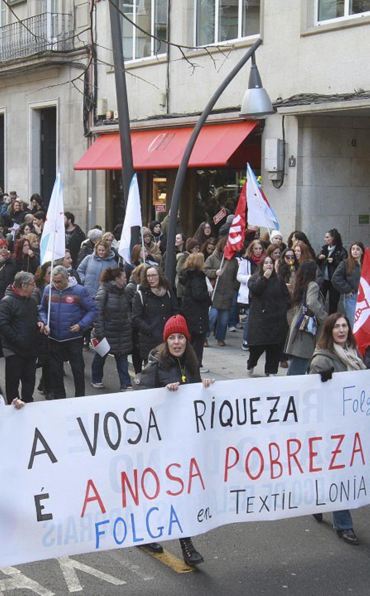Una de las movilizaciones de las trabajadoras de Textil Lonia. | I. OSORIO