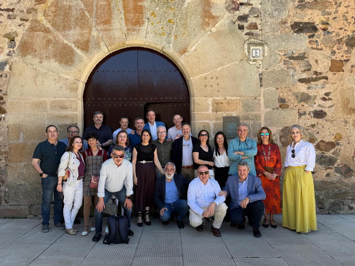 Encuentro organizado en Cáceres por Carlos Valbuena.