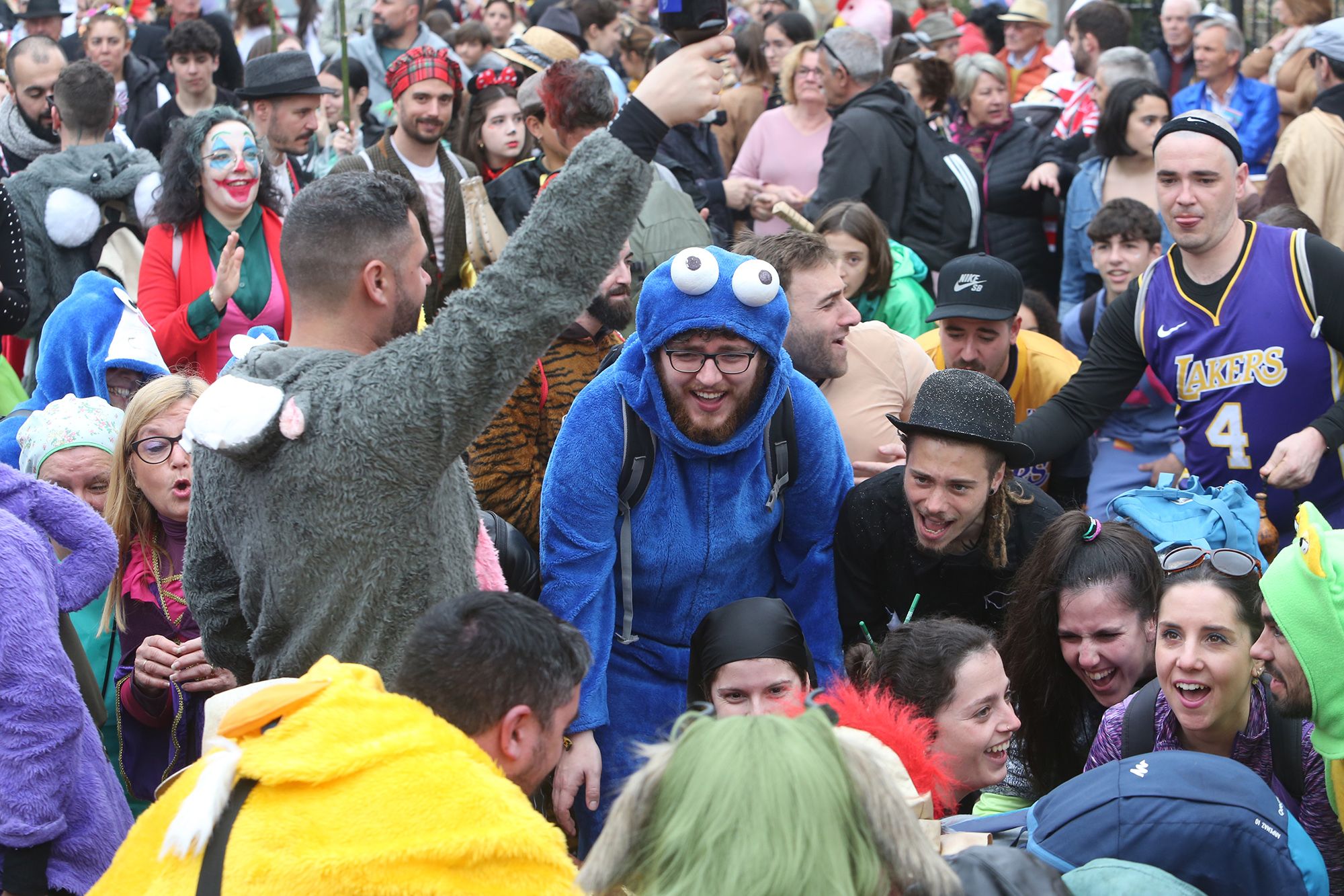 Búscate en las fotos del fin de fiesta del Entroido de O Hío