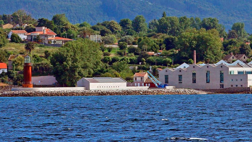 Aparece flotando en la ría de Vigo el cuerpo de un hombre atado de pies y manos