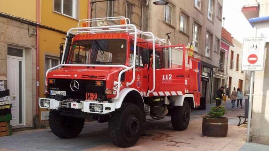 El operativo de emergencias se llevó a cabo en la calle peatonal de Concepción Arenal.  // Muñiz