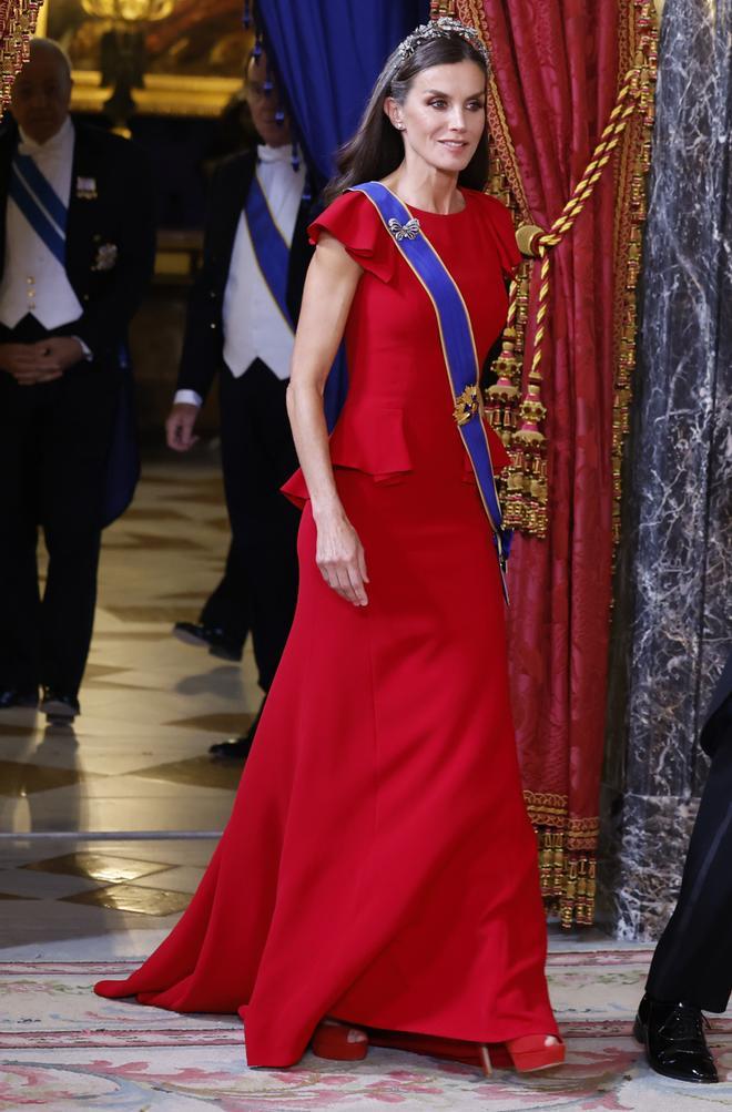 La reina Letizia con tiara durante la visita de los presidentes de Colombia a Madrid