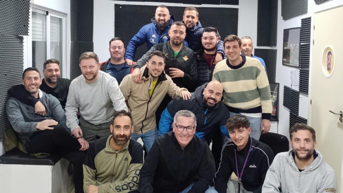 Miembros de Sa Tersiao, la murga de Talavera la Real (Badajoz).