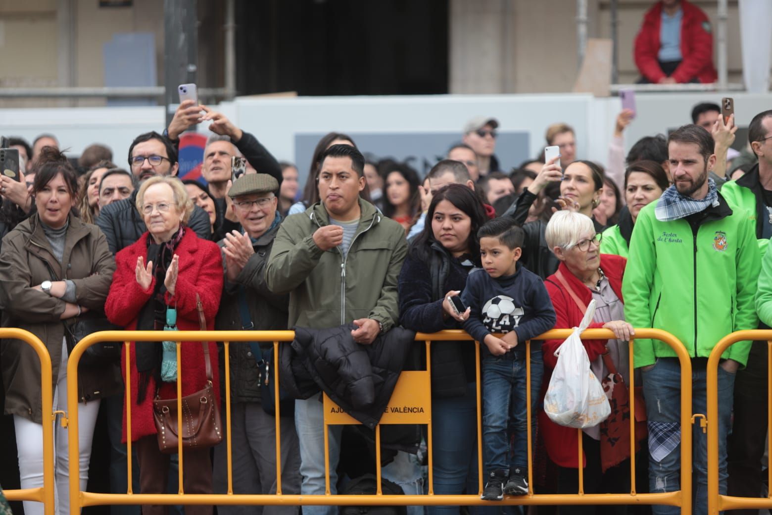 Búscate en la mascletà del día de la Crida