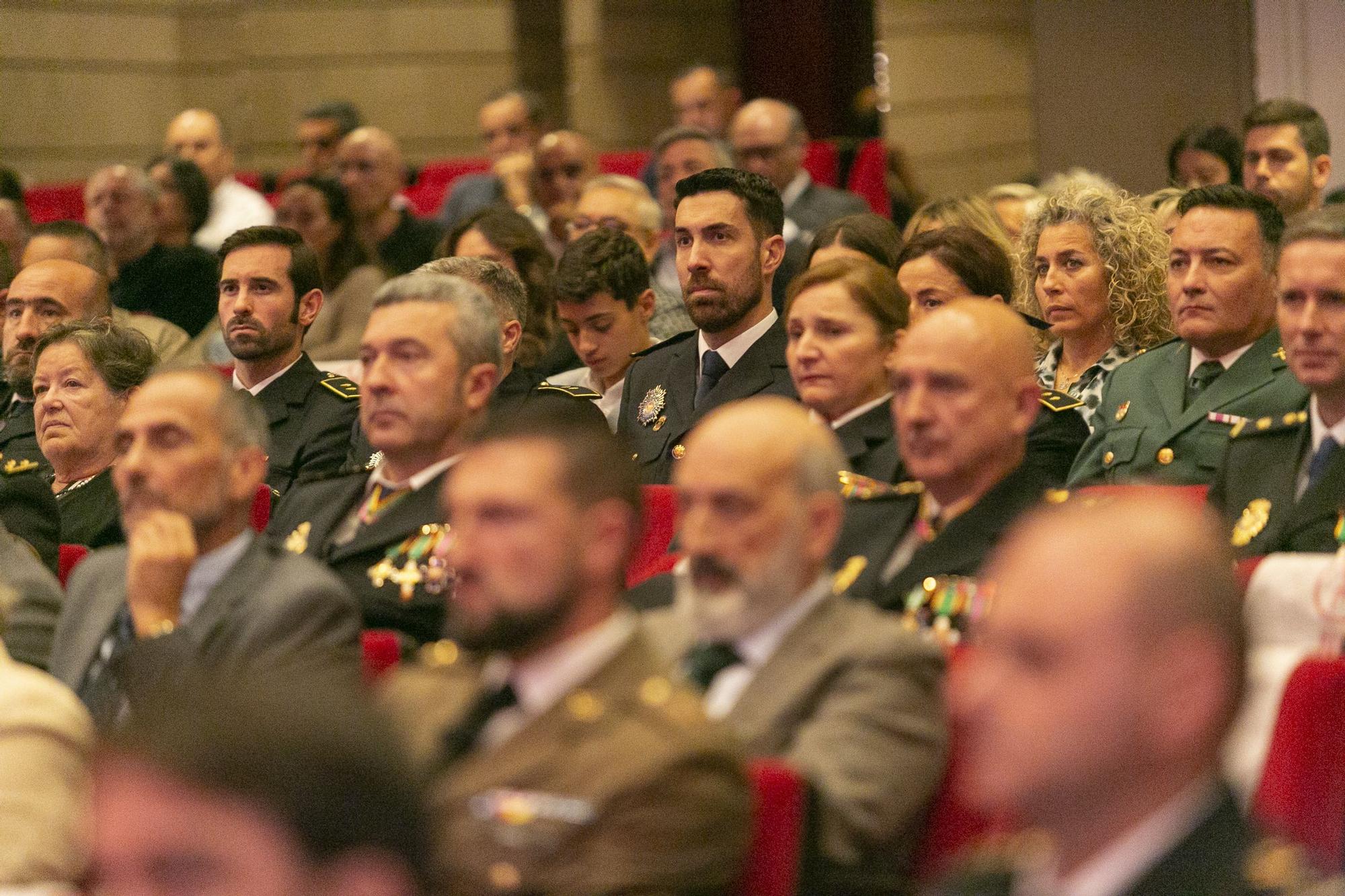 En imágenes: así celebró la Policía Nacional los Ángeles Custodios en Avilés