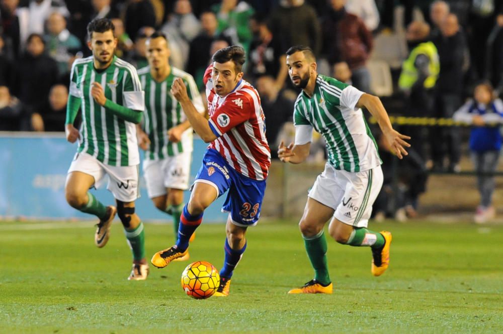 El Sporting suma un punto ante el Betis