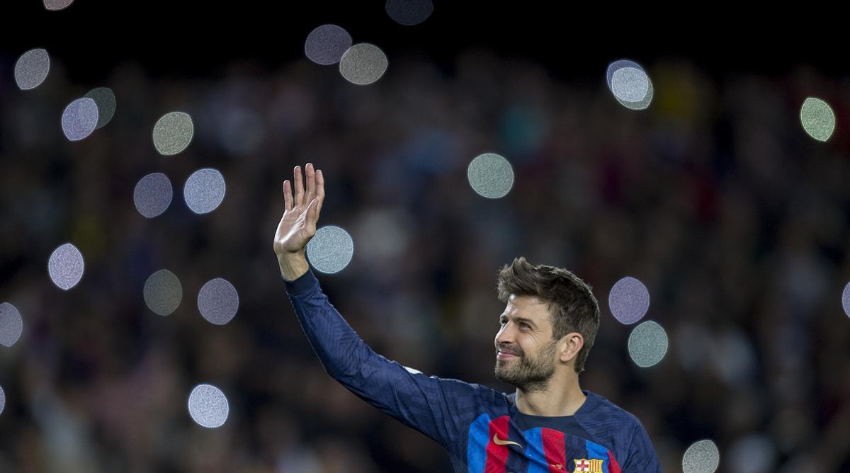 Piqué se despide del Camp Nou tras jugar su último partido