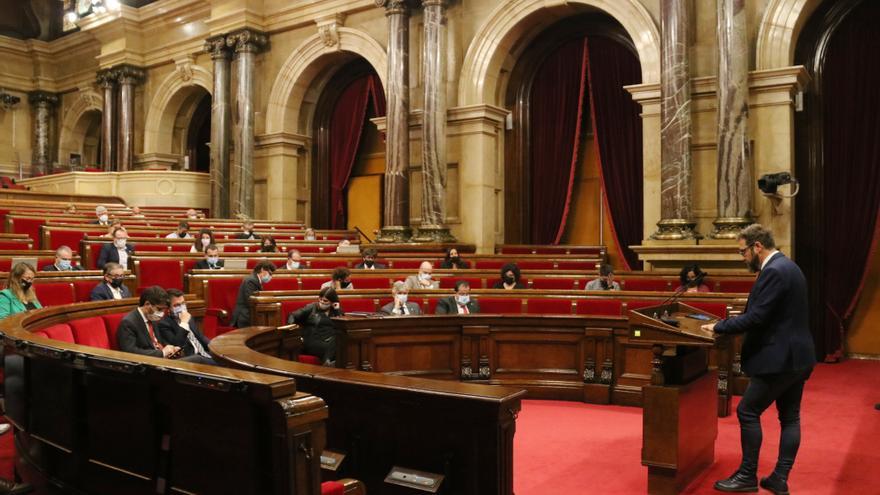 El Parlament aprova el seu pressupost a l&#039;espera d&#039;un acord per concretar com es paguen les dietes als diputats