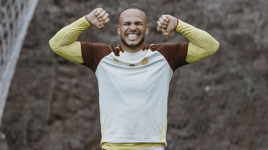 Sandro estira su vía crucis en la UD Las Palmas y es baja para recibir al Albacete