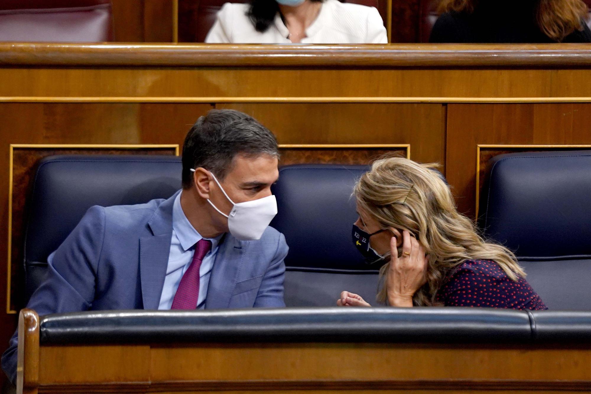 Pedro Sánchez y Yolanda Díaz, en el Congreso de los Diputados.