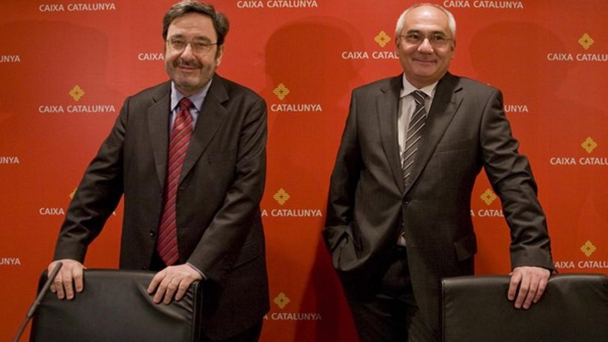 El expresidente de Catalunya Caixa Narcís Serra y el exdirector general Adolf Todó, en una imagen de febrero del 2009.
