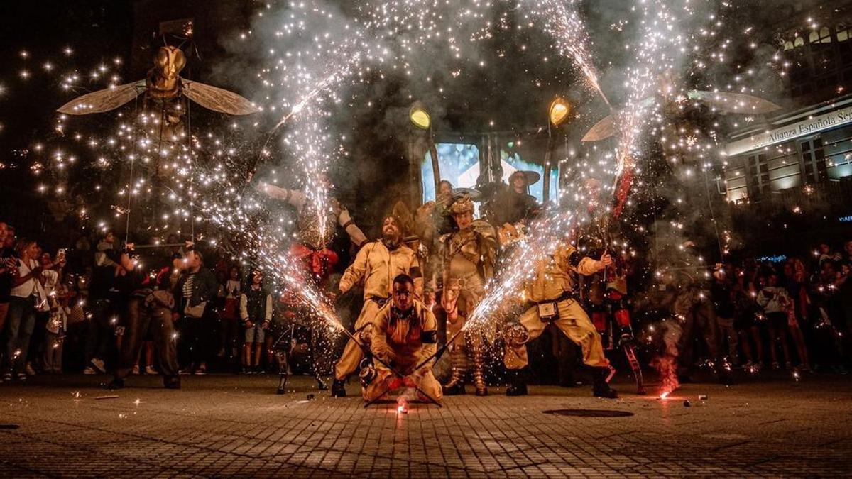 Fuego, pirotecnia y fantasía en Porta do Sol: Vigo prende la mecha de VigoCultura