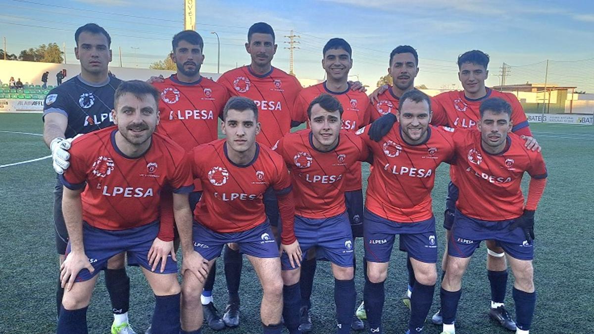 Equipo titular de la UE Tavernes en La Magdalena de Novelda