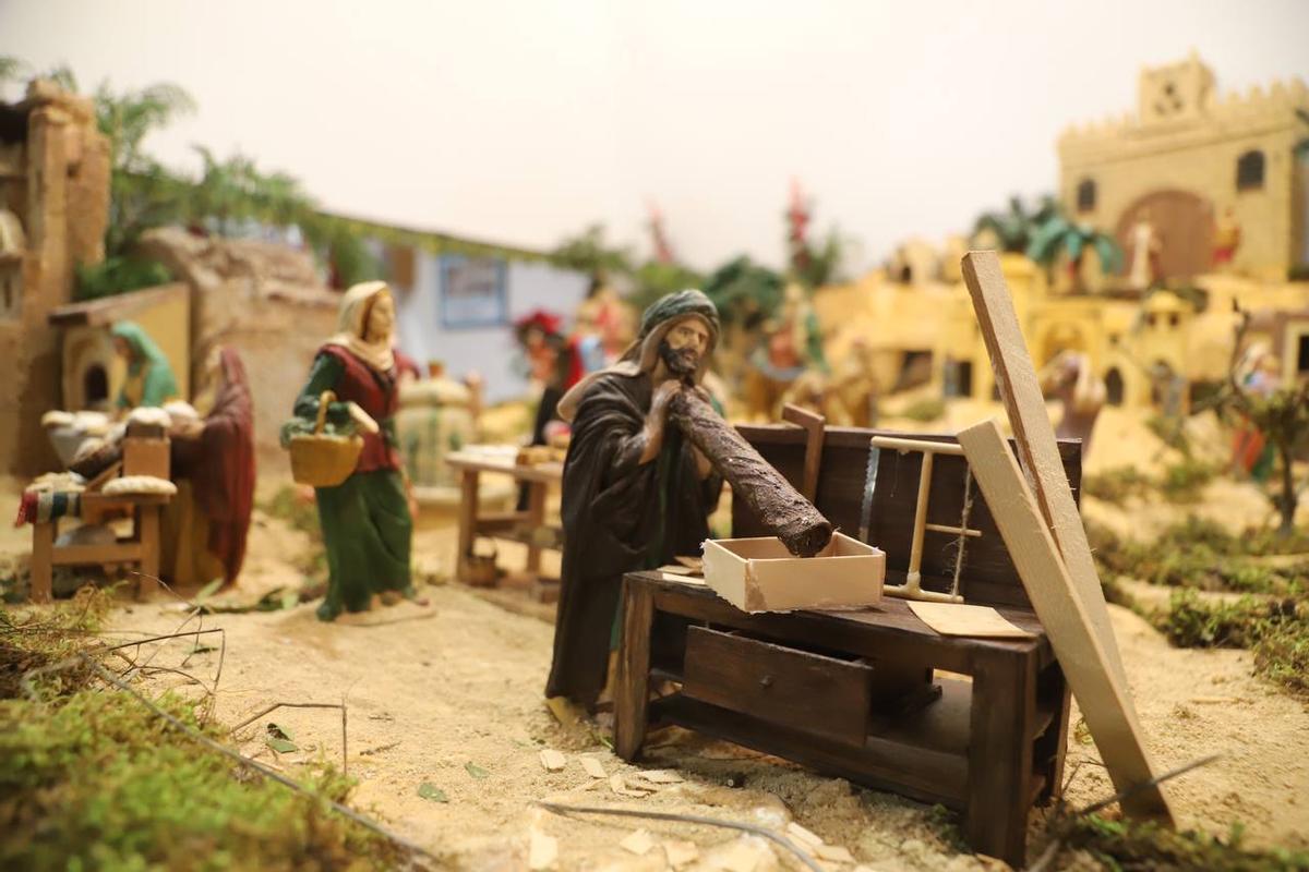 Los primeros premios del concurso de belenes de Cajasur 2024, en imágenes