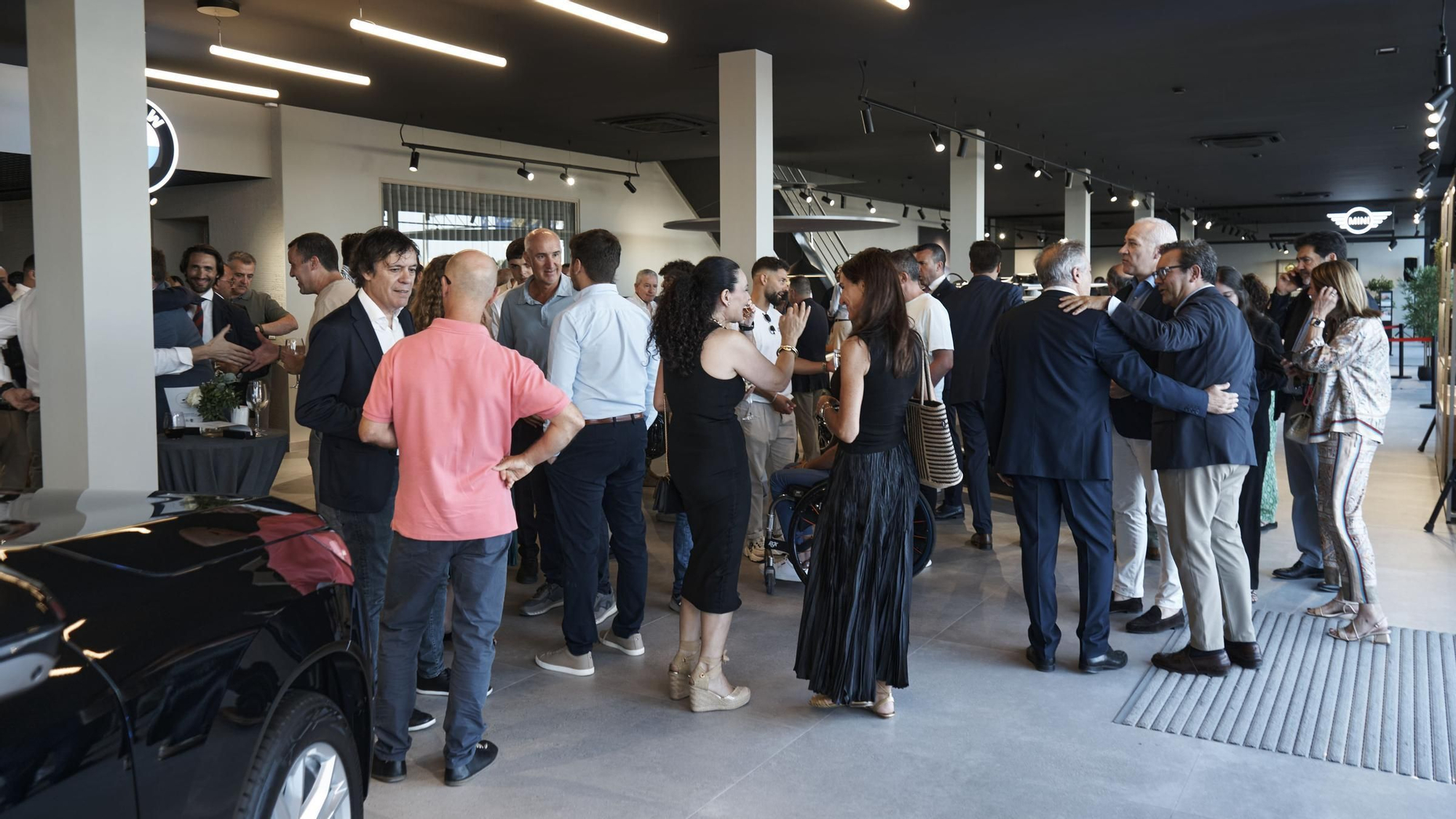 BMW Marcos Automoción presenta en Valencia su renovado concesionario con una experiencia única para los sentidos.