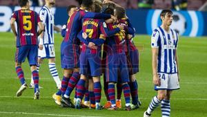 Imágenes del partido entre el FC Barcelona y la Real Sociedad correspondiente al partido adelantado de la  jornada 19 de LaLiga, disputado en el Camp Nou, Barcelona.