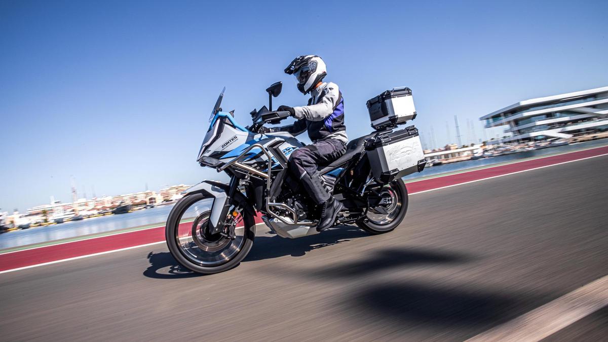 Zontes 703F: la trail tricilíndrica que redefine lo que puede ofrecer una moto accesible
