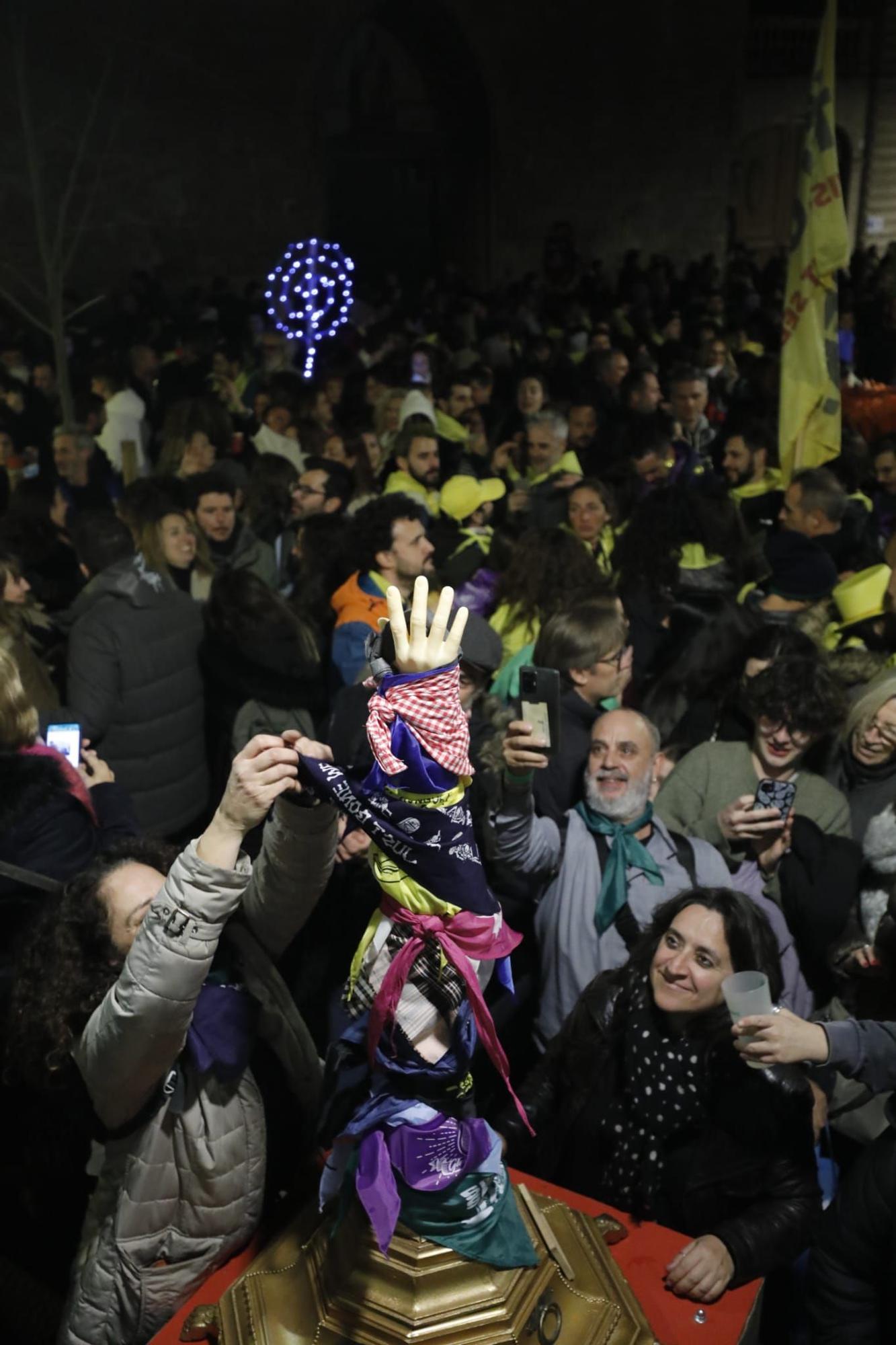 La cofradías reactivan con más fuerza el Sant Sebastià popular y alternativo