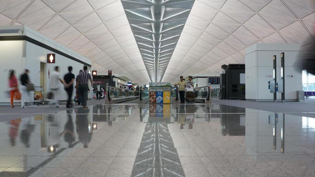 Interior d'un aeroport