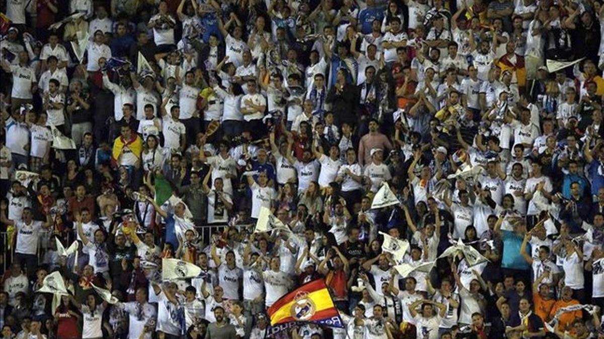 La afición del Madrid, celebrando el título de Copa en 2014