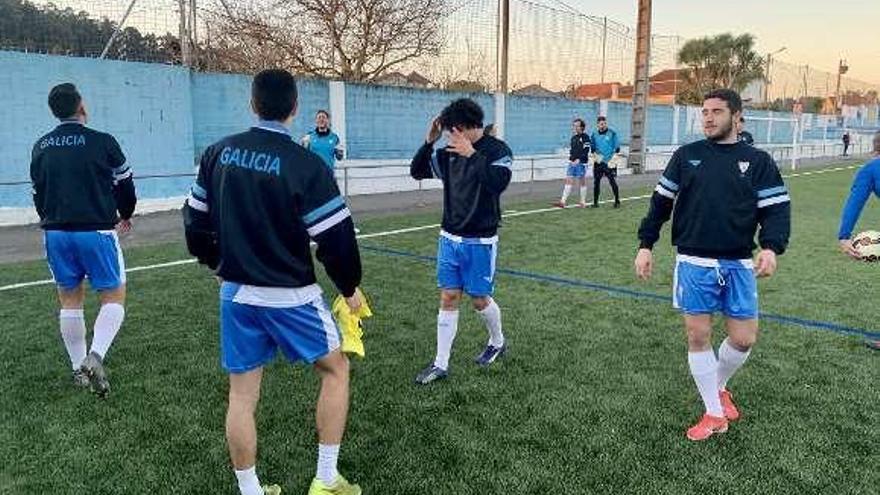 Marquitos, junto a Hurtado en el entrenamiento del martes. // FDV