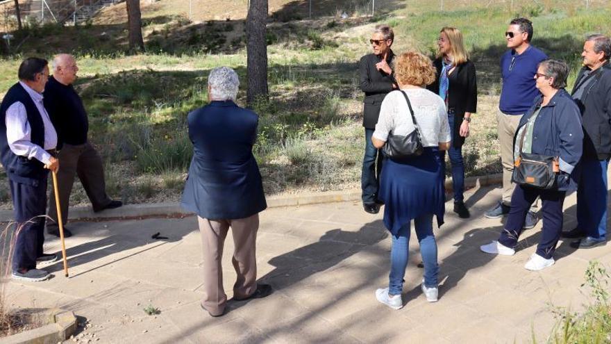 Reunión entre miembros del Equipo de Gobierno de Benidorm y vecinos