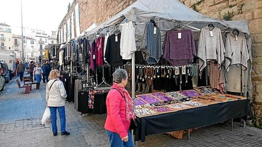 Parades cada dijous del Puigmercadal a la plaça Europa