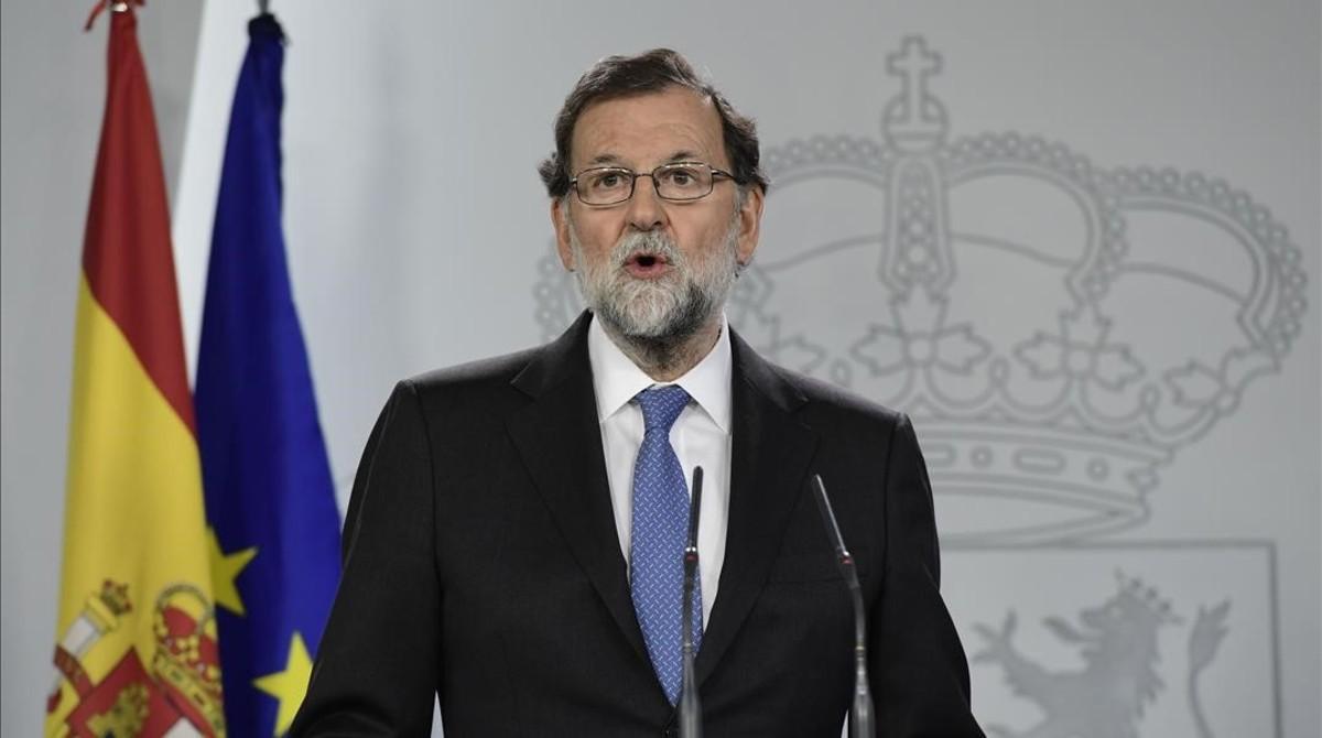 undefined40715820 topshot   spanish prime minister mariano rajoy gives a press171103184314