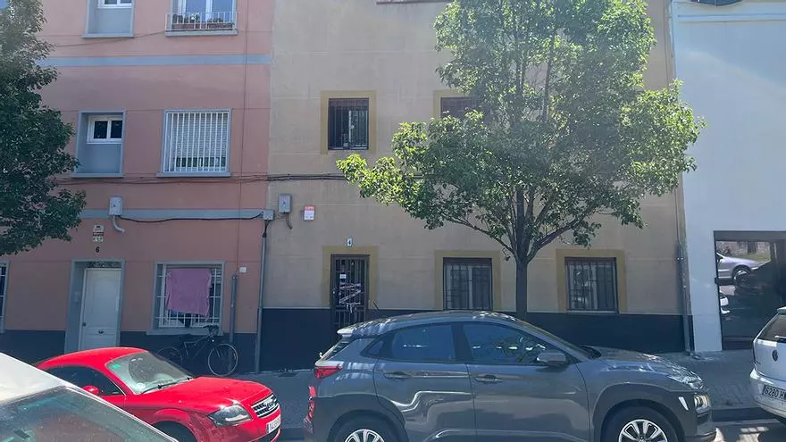 Muere una mujer de 54 años en el incendio de un piso de Trinitat Vella