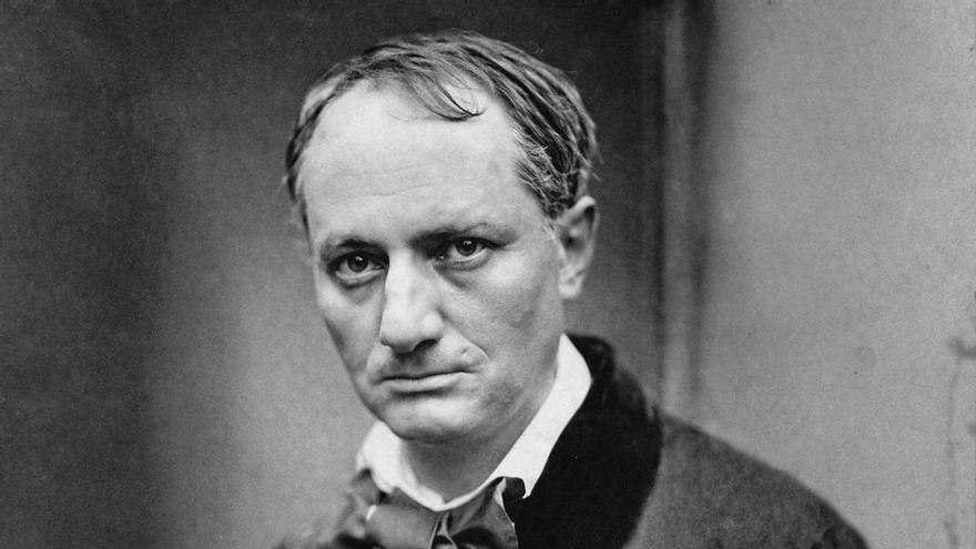 ire, poeta: "El verdadero héroe se divierte solo"