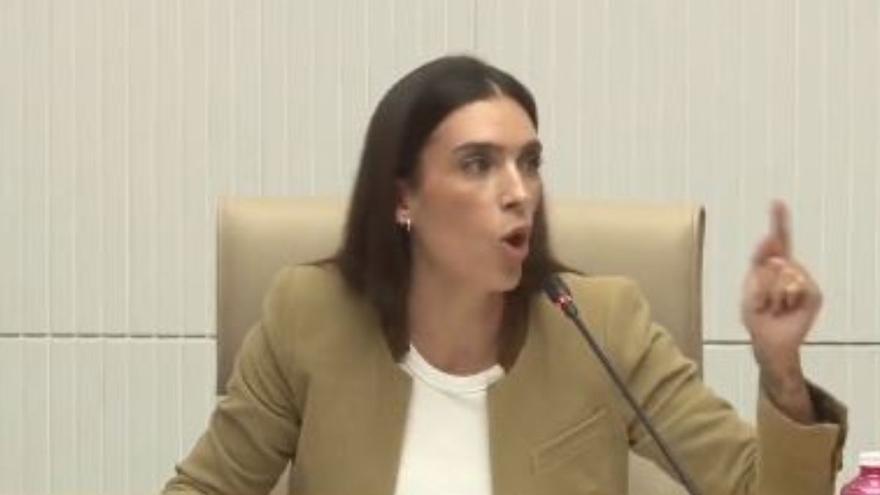 La alcaldesa de Alhama manda &#039;callar&#039; al PSOE en el pleno más tenso: &quot;Chistes, los justos&quot;