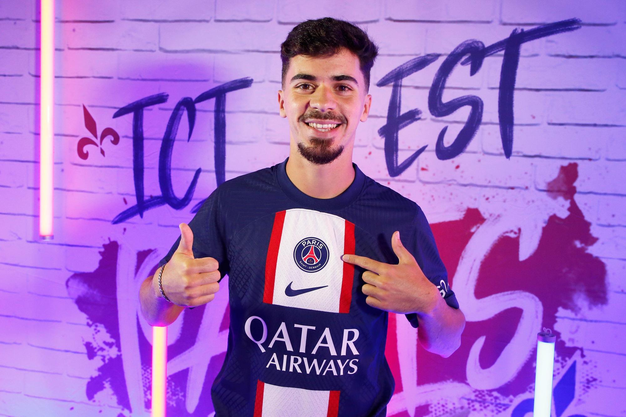 Presentación de Vitinha como nuevo jugador del PSG