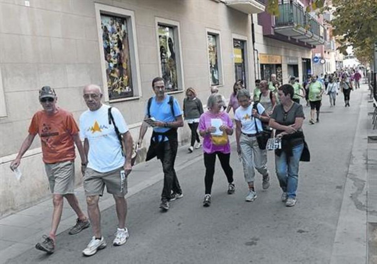 Sortida en grup 8 Alguns dels participants en la Caminada de Sants, diumenge passat. Sortida en grup 8 Alguns dels participants en la Caminada de Sants, diumenge passat.