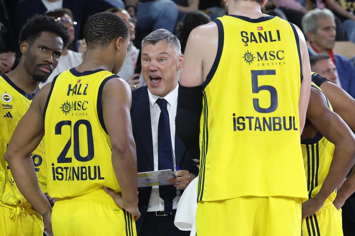 Saras Jasikevicius le tiene ganas al Barça después de la paliza que recibió en el Palau