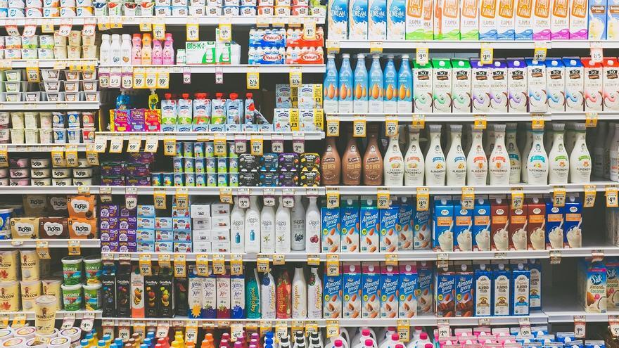 El precio de la leche se multiplica por 2,4 entre el establo y el supermercado
