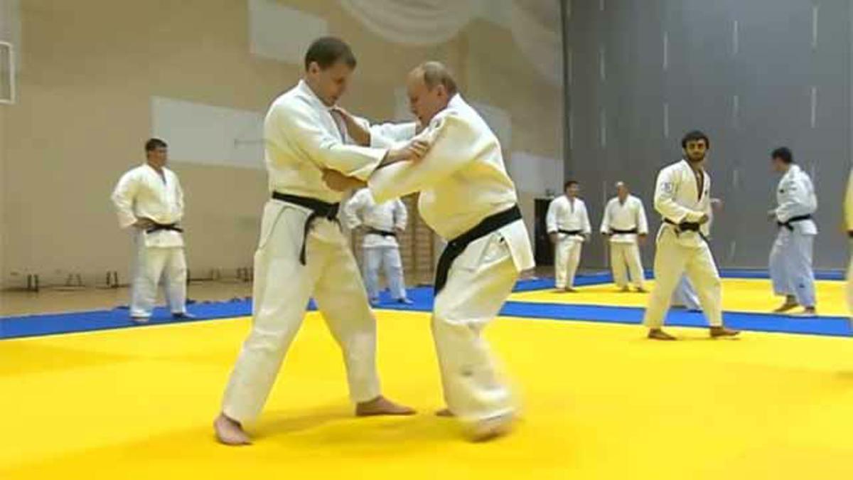 ¡Putin se lesiona practicando judo!