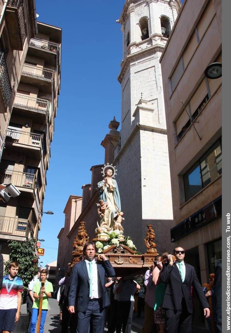 GALERÍA DE FOTOS -- Traslado de los patronos en Vila-real